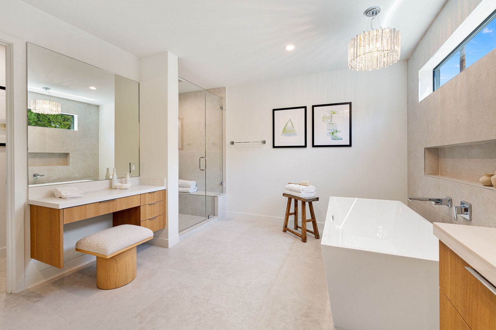 When ordering premium custom cabinetry from Laval, you can create the perfect vanity to fit your bathroom.