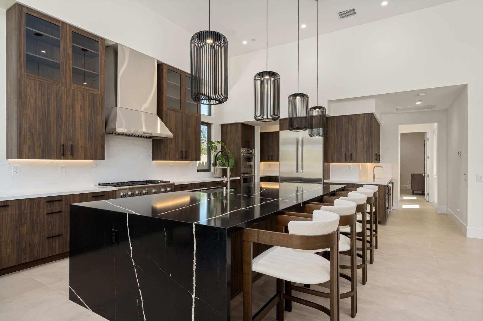 56-web-or-mls-EMBajadad_OPMG_0625_032