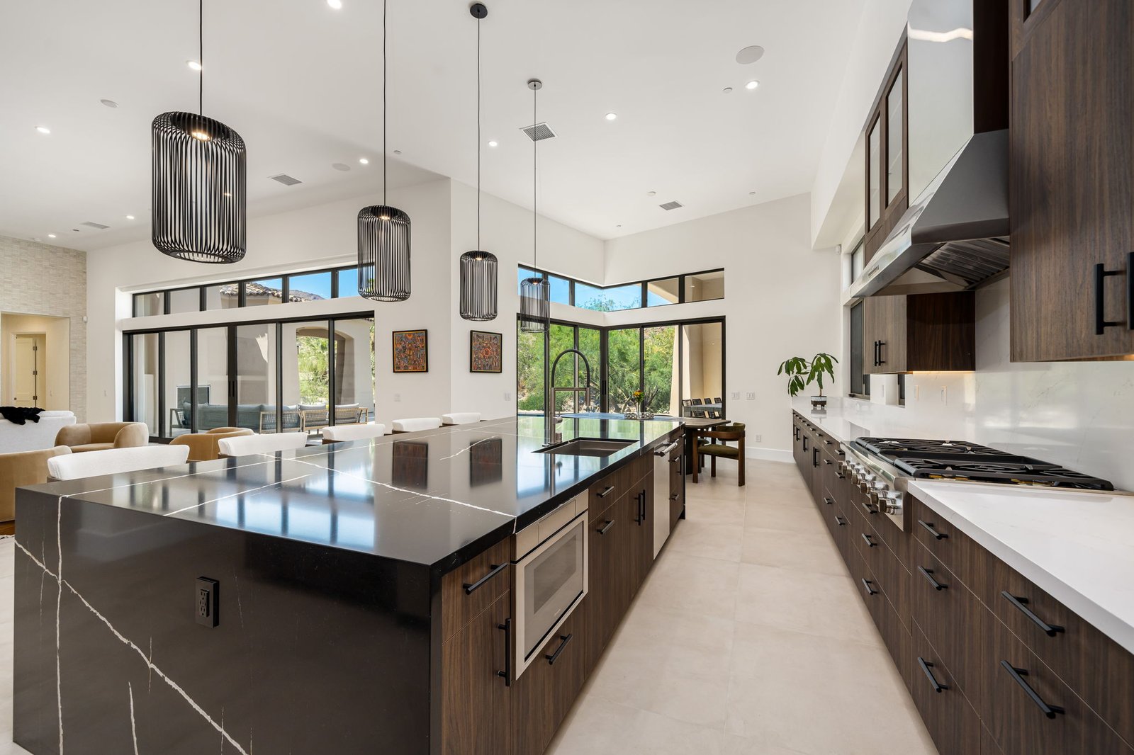 60-web-or-mls-EMBajadad_OPMG_0625_036